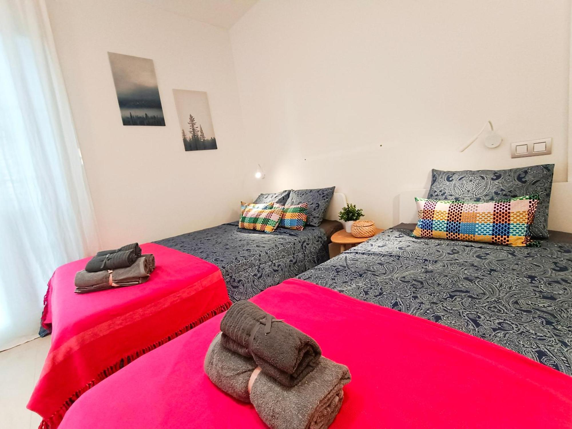 Oasis Rooms Barcelona - By Ronda Universidad المظهر الخارجي الصورة